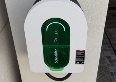 Brone de recharge IRVE Senlis Tbelec Schneider